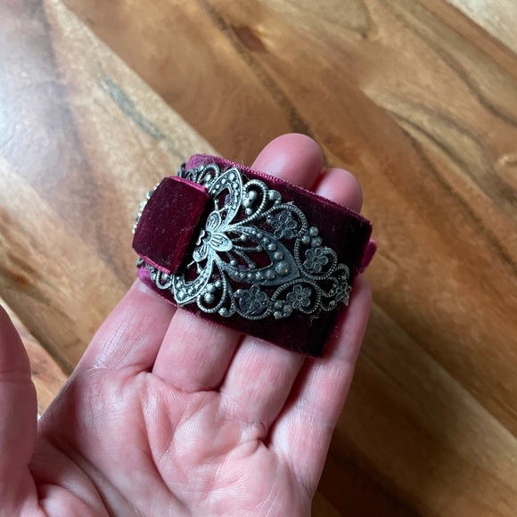 Victorian Steampunk Maroon Velvet & Metal Cuff - Picture 12 of 15